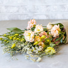 Load image into Gallery viewer, Champagne Lisianthus Hand-Tied Bouquet No1341
