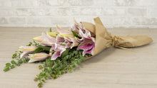 Load image into Gallery viewer, Pink Lilies Oriental No1331
