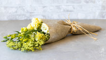 Load image into Gallery viewer, White Lisianthus Hand-Tied Bouquet No1338
